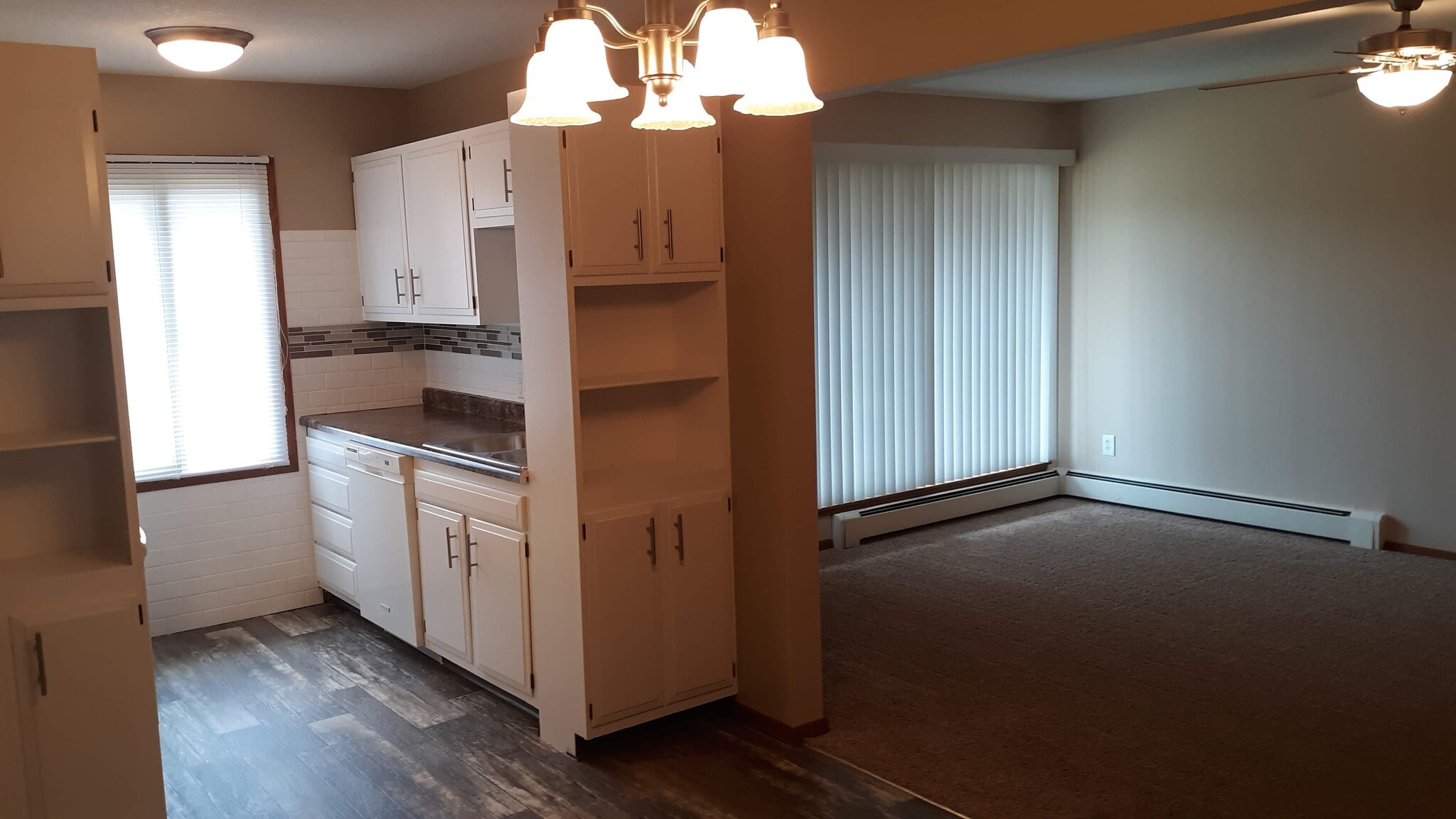 Building Photo - 362 Elton Hills Dr NW