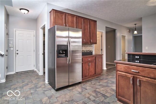 Building Photo - 11080 McDowell Dr