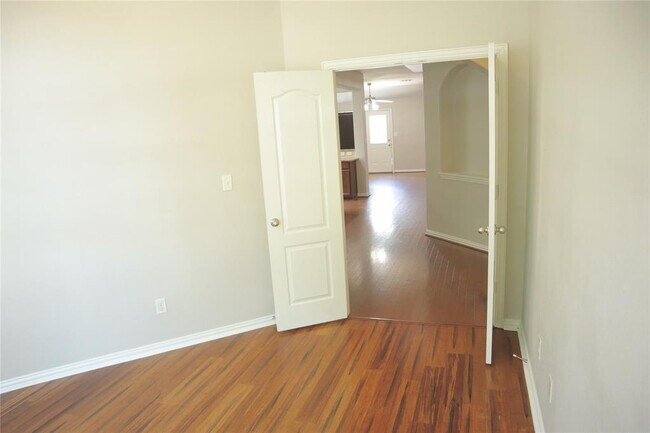 Building Photo - 158 Razzmatazz Trail