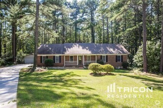 Building Photo - 507 Ironwood Ct SE