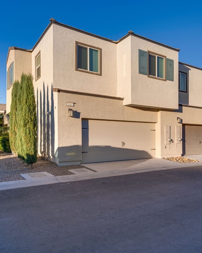 Building Photo - Modern Two-Story Townhome with Stylish Upgrades in Prime Las Vegas Location