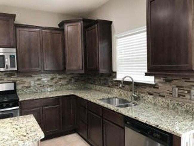 Building Photo - Two story traditional home in Sophia Landing.