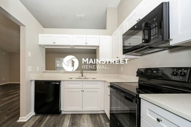 Building Photo - 4 Bedroom Pet-Friendly Home in JACKSONVILLE, FL with Main Street Renewal