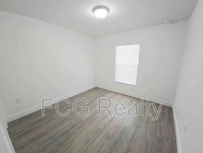 Building Photo - 175 Marion Oaks Golf Way