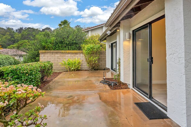 Building Photo - Beautiful Mount Soledad home in La Jolla! ...