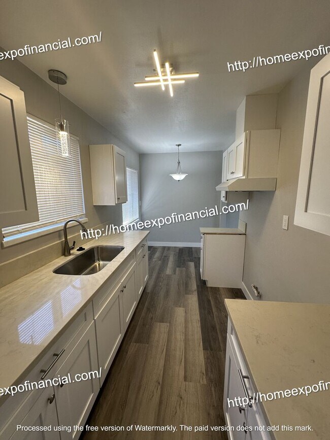 Building Photo - Nice Home For Rent