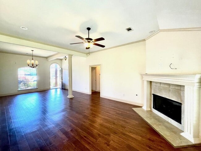Building Photo - 109 Millhouse Drive