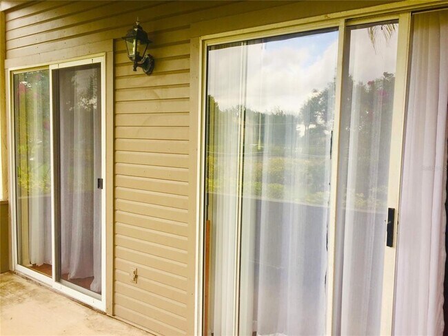 Building Photo - 10263 Gandy Blvd N