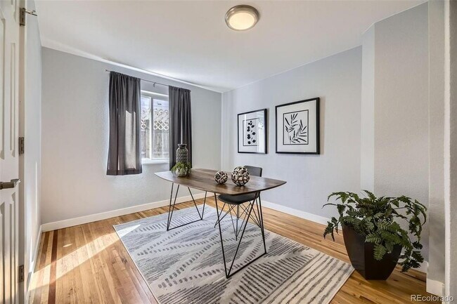 Building Photo - "Charming 3-Bed SFH Denver Gem with Gleaming Hardwood Floors"