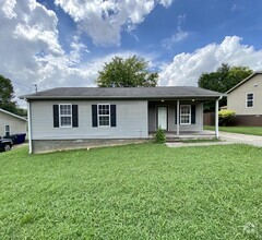 Building Photo - 1/2 off one month!!!  Accepting Section 8!...