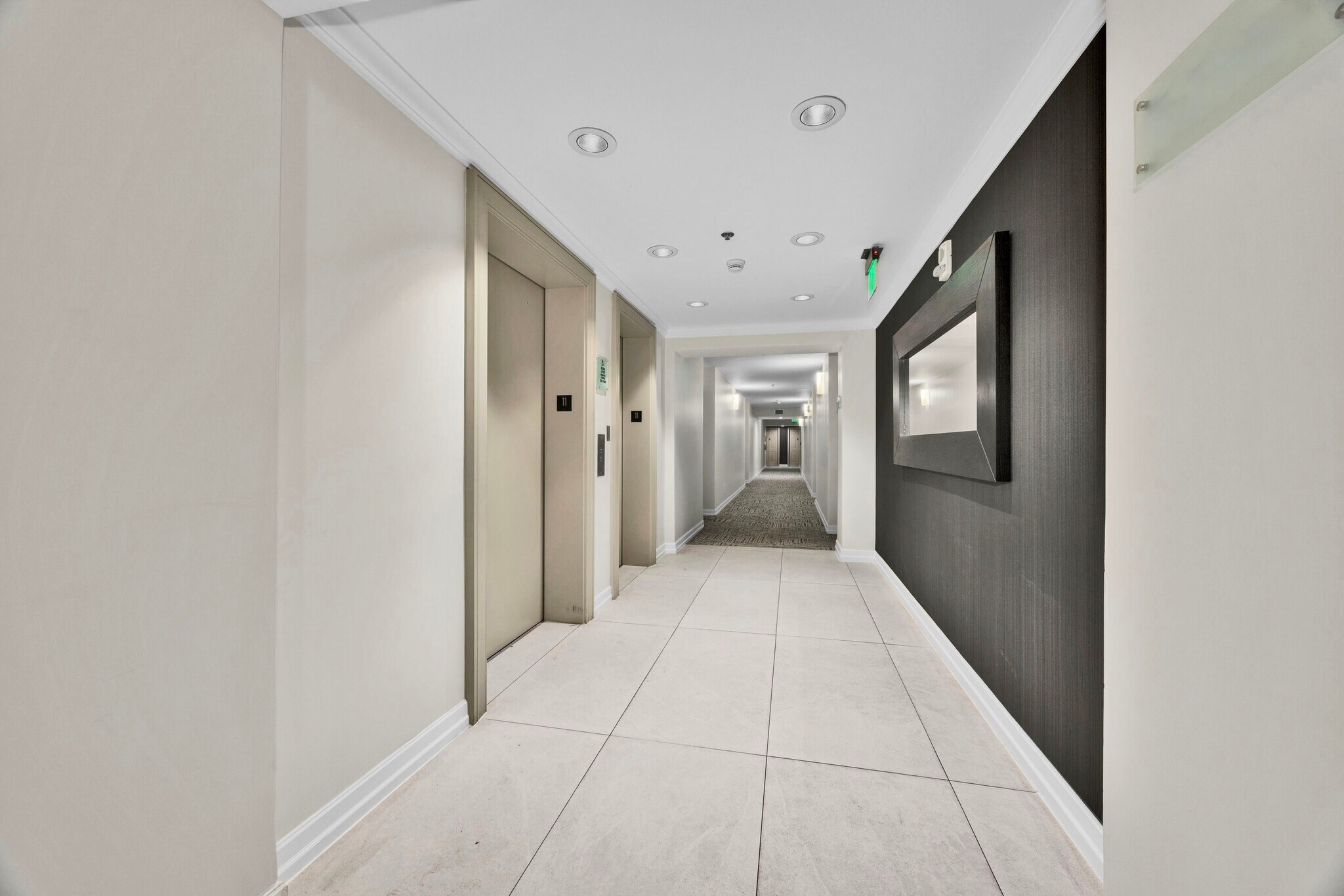 Building Photo - 2665 SW 37th Ave