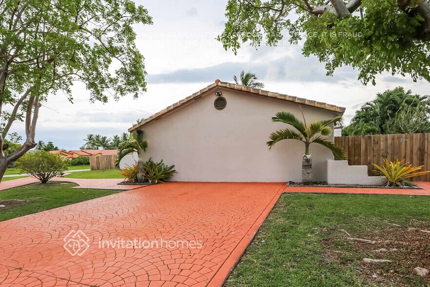 Building Photo - 14730 SW 158th St