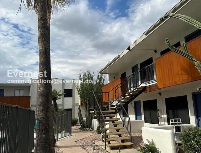 Building Photo - 2635 Hayden Rd