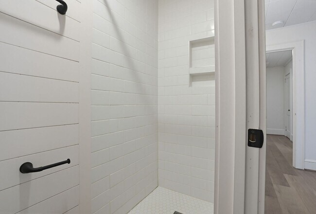 Building Photo - 3 Bedroom Newly Renovated Home in Central SC