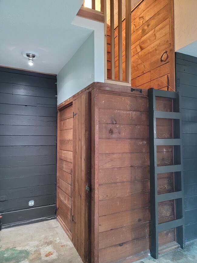 Building Photo - 1110 SE 113th Ave