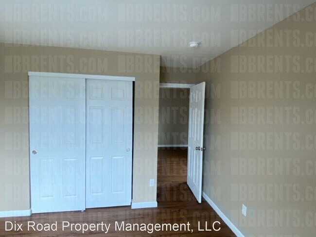 Building Photo - 3 br, 2.5 bath House - 425 Peyton Drive,