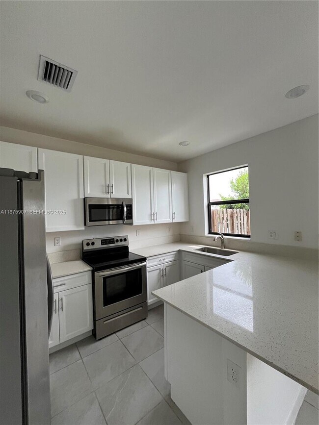 Building Photo - 10008 SW 228th Terrace