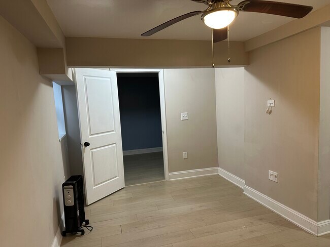 Living room - 120 Chappell Rd SW