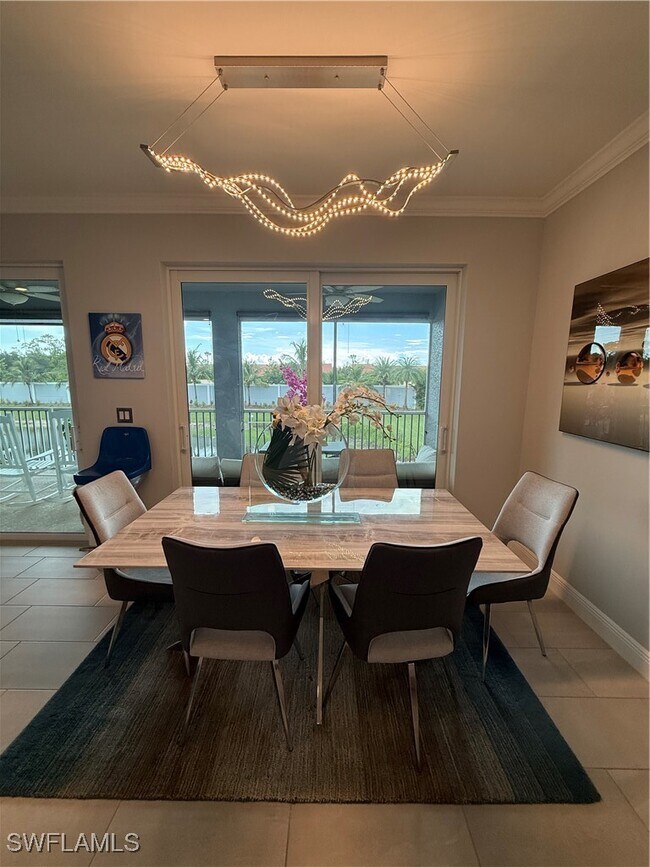 Building Photo - 2543 Seychelles Dr