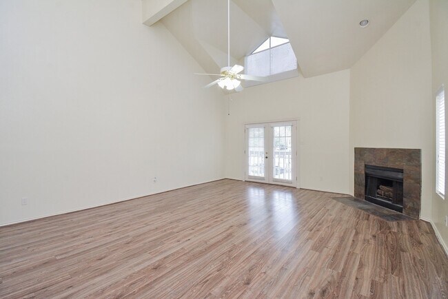 Building Photo - 2023 Gentryside Dr