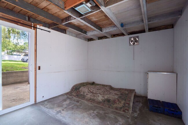 Building Photo - Gorgeous Audubon Park Home with Detached G...