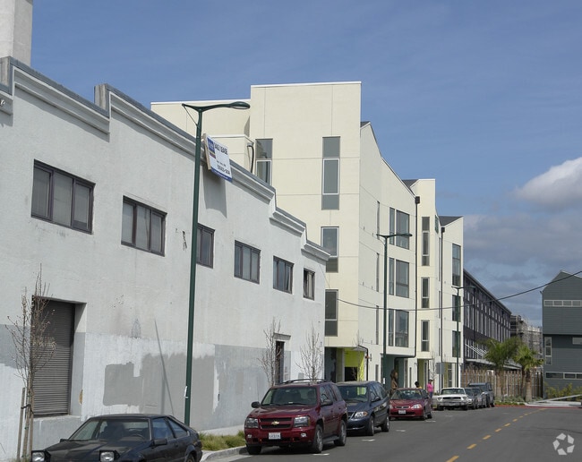 Building Photo - Pacific Cannery Lofts