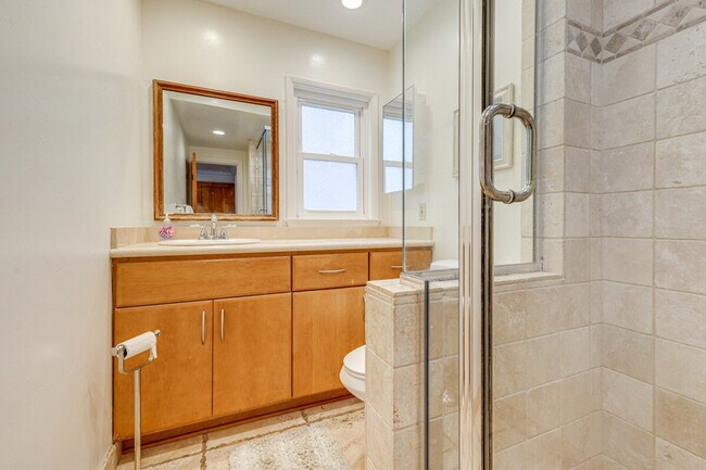 Building Photo - 1039 Coast Blvd