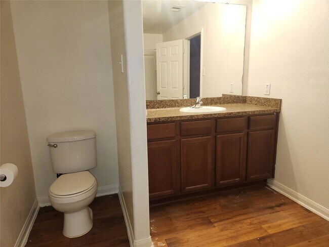 Building Photo - 303 Pine Mist Ln