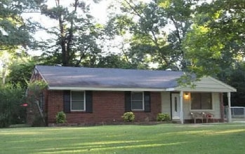 Building Photo - 1465 Kevin Ct