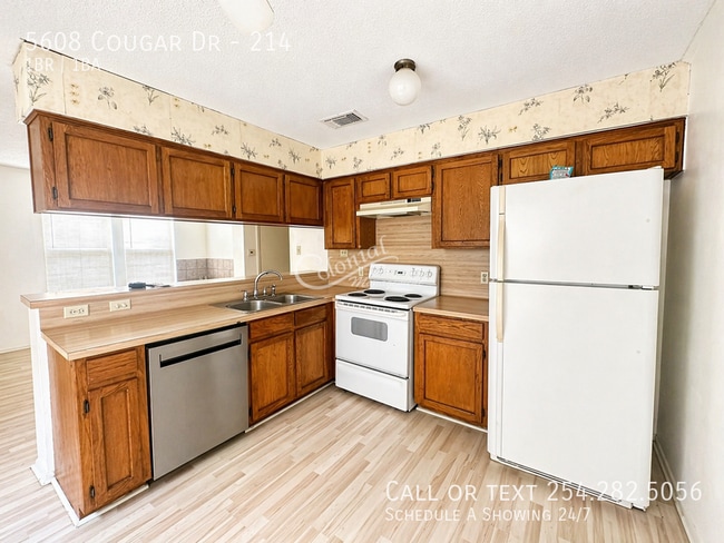 Building Photo - 5608 Cougar Dr