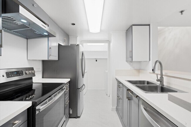 Building Photo - 3525 Sage Rd