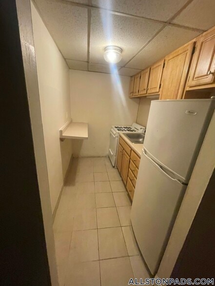 Building Photo - 1144 Commonwealth Ave