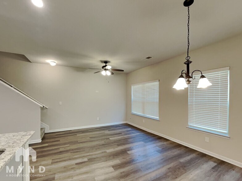 Building Photo - 6063 Oak Bend Ct