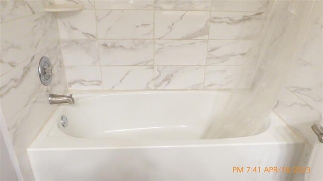 Building Photo - 9402 Towerstone Dr