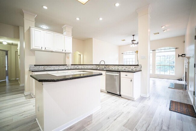 Building Photo - 4503 Oak Valley Dr