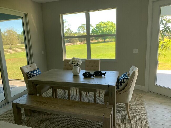 Building Photo - 3155 SW 78th Ave