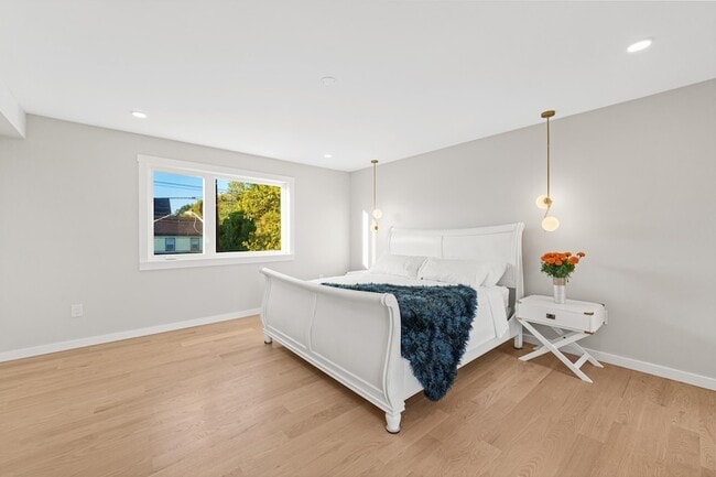 Building Photo - 312 Garfield Ave