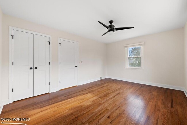 Building Photo - 308 Buttermere Ave