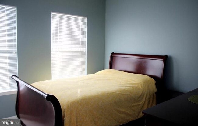 Building Photo - 12586 Birkdale Way