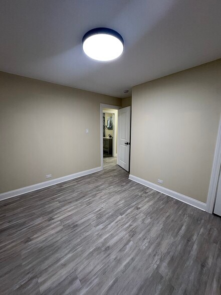 Building Photo - 106 W 155th St