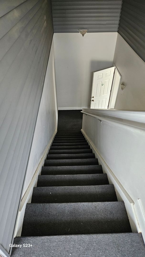 Building Photo - 3030 E Stillwater Landing