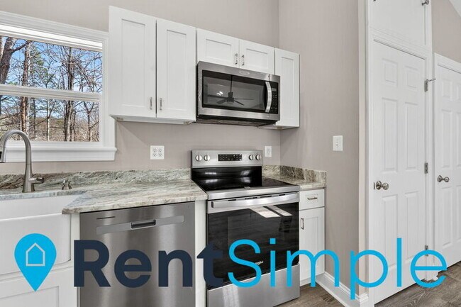 Building Photo - 5541 Sperryville Pike