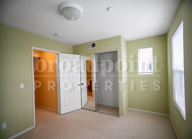 Building Photo - 1722 Morgans Ave