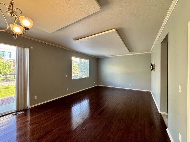 Building Photo - 25980 E Davies Dr