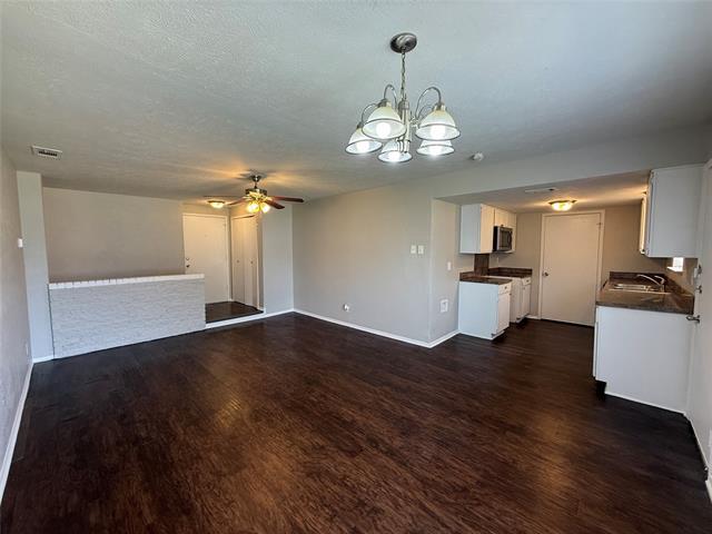 Building Photo - 6335 Bellbrook Dr