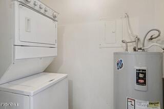 Building Photo - 935 N Granite Reef Rd