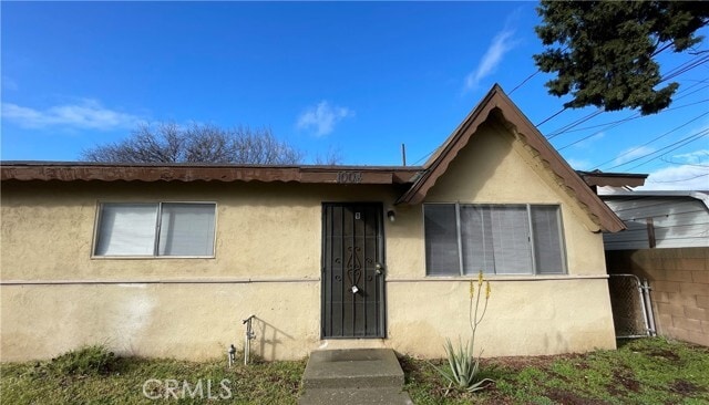 Building Photo - 1004 E Nocta St