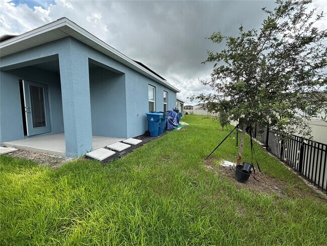 Building Photo - 1456 Cumberland Ave