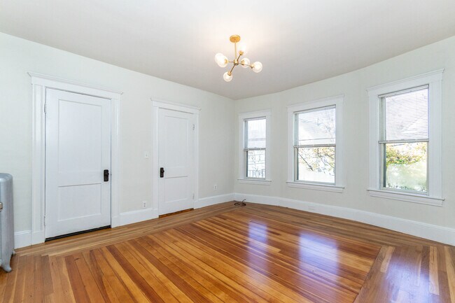Building Photo - 20 Egerton Rd