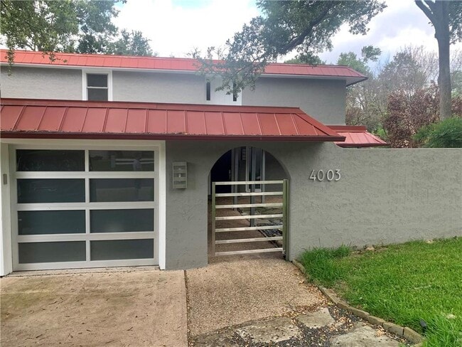 Building Photo - 4003 Tablerock Dr